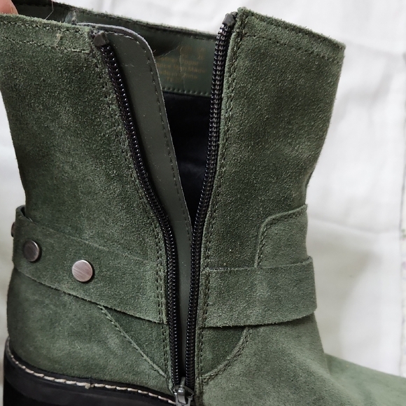 Naturalizer Green Suede Heeled Boots - Picture 5 of 14